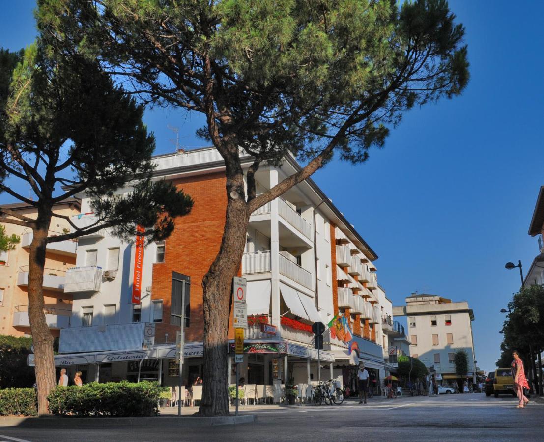 Hotel Firenze Caorle Exterior photo